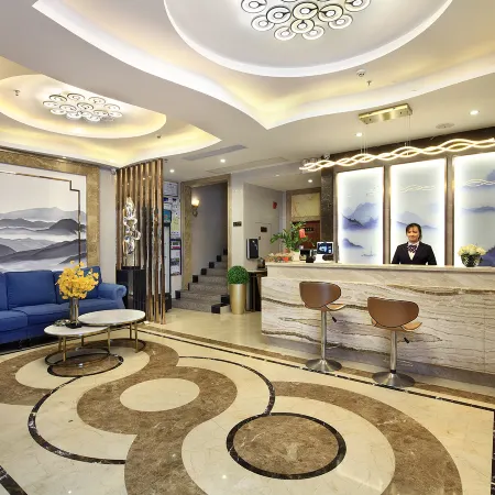 Lijiang Letu Boutique Hotel (Guilin Liangjiang Sihu Dongxi Alley)