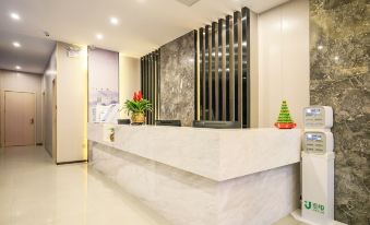 Guilin Tree Hotel