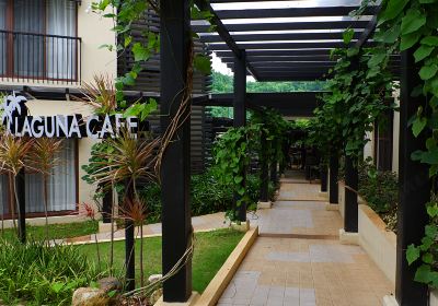 庭 フェアウェイズ&ブルーウォーター ボラカイの写真