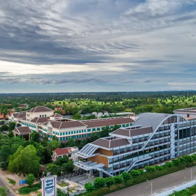Pacific Hotel & Spa Hotels near សួន បៃតងអង្គរ