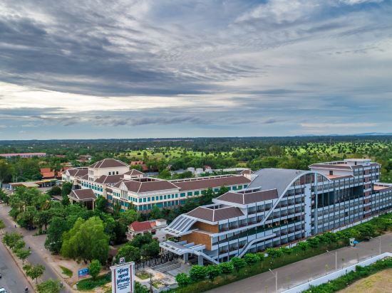 Pacific Hotel & Spa