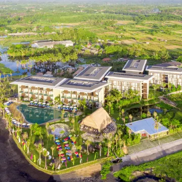 Wyndham Tamansari Jivva Resort Bali Отели рядом с достопримечательностью «Пляж Леби»