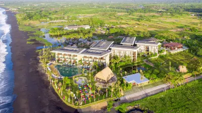 Wyndham Tamansari Jivva Resort Bali Hôtels à proximité de : Goa Lawah