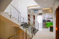 Orchards Cottage Hotel Hotels in Карачі