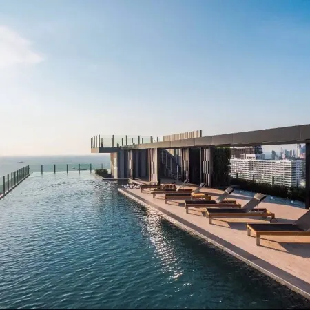 The Base Central Pattaya by Minsu