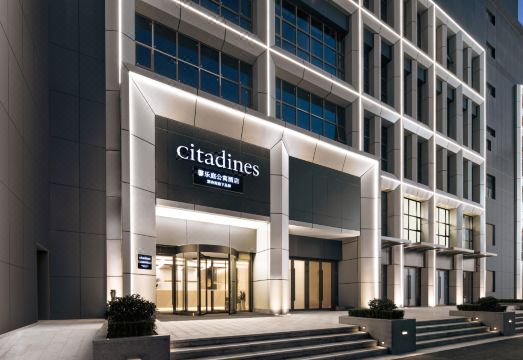 시타딘 루자쭈이 조식 뷔페