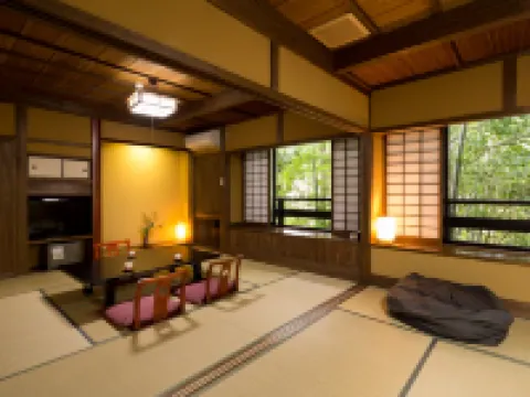 คุโรคาวะออนเซ็น ซังกะเรียวกัง วากาบะ โรงแรมในมินามิโอกูนิ