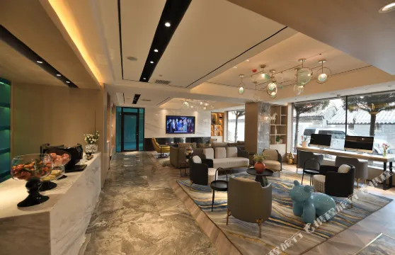 錦州王府客家泊隱酒店（古塔夜市店）