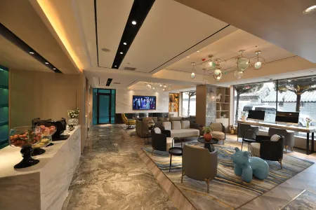 Commercial Hotel Palace Hakka(Jinzhou Guta Night Market) Отели рядом с достопримечательностью «Liaoning University of Technology»