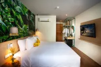 The Stay Chaweng Beach Resort - balcón