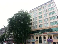 Grand Laurel Hotel Hotel in zona University of East Yangon