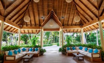 Reethi Faru, Bio Luxury Resort