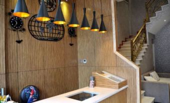 Quxian Shengjie Hotel