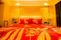 Jiuyi Mansion Hotels in Baoqing