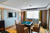 Huilong Hotel