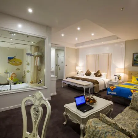 Juyin Junyue Hotel