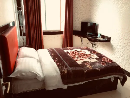 Nayu Jinlong Hotel - 2-Sterne