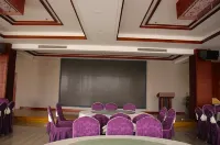 Yingzhigu Holiday Hotel - فطور