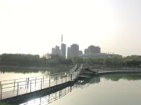 水晶ホテル(済寧高新區萬象匯) 済寧のホテル