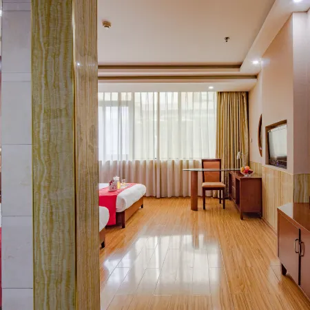 Xianglong Business Hotel Отели рядом с достопримечательностью «The Second Hospital of Wuyishan»