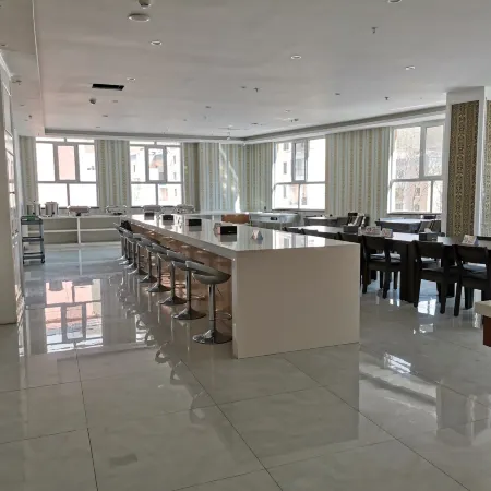 Qinggan Hotel