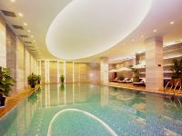 重庆喜地山戴斯大酒店 - 室内游泳池