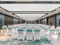 Qingdao Baoyong Fengyue Hotel (Century Park | Youth Football Stadium Branch) Hotels near Chengyang District