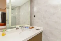Mi Choice Hotel - parking