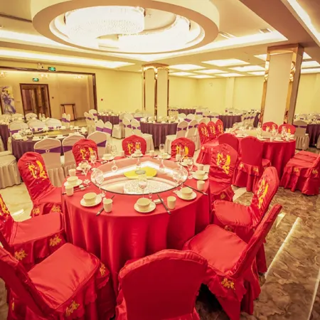 Bijie Weining Xichen International Hotel (Caohai Branch)