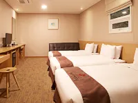 Hotel Skypark Myeongdong 3 Hotels near Yagsuam