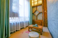 Hongcun Daiqingfang Nanhub Huizhou Ancient Style Experience Homestay - Balkon