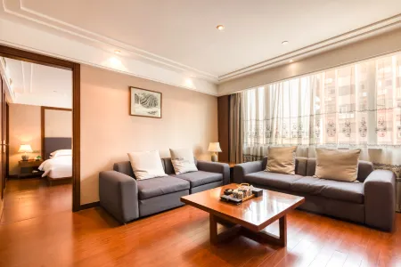 Regal Shuixin Hotel Wenzhou Отели рядом с достопримечательностью «Wenzhou Vocational College of Science & Technology (West to Wenzhou Bureau of Land and Resources Lucheng Branch)»