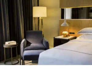 The Yorkville Royal Sonesta Hotel Toronto