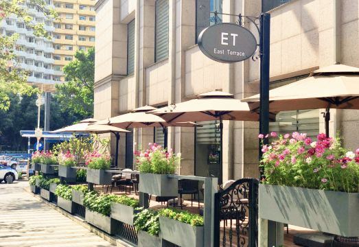 2. 그랜드 스카이라..