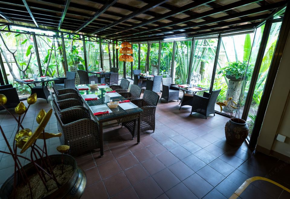 4. 발리 호텔 프놈..