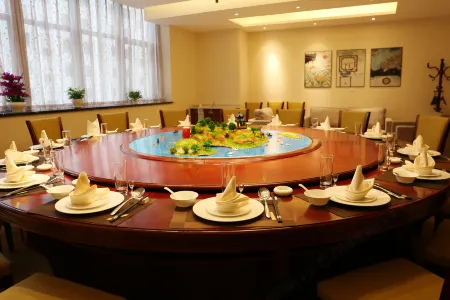 Ronghuajiudian Отели рядом с достопримечательностью «Wangjiaping Revolutionary Site»