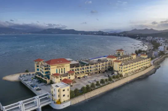 Haishe Holiday Hotel (Shenzhen Jiaochangwei) Các khách sạn gần Dongshan Temple Stone Memorial Archway