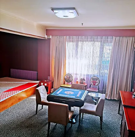 Shuangyashanjiang Tian Hotel Отели в г. Шуаняшань