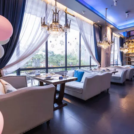Max Well Hotel