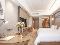 Vienna International Hotel (Loudi Stadium)