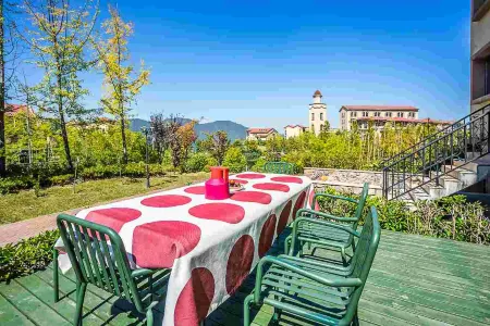 Taiping Lake share a beautiful night Отели рядом с достопримечательностью «Taiping Lake»