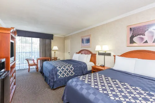Days Inn by Wyndham Los Angeles LAX/VeniceBch/Marina DelRay - Morgenmad