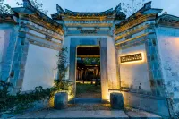 Pig's Inn (Yi County Bishan) Hotel a 