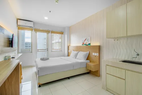 Skyland Sentul Tower Apartment