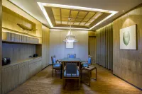 Xuanhan | JUNLIN·HOTEL | Junlin Hotel (Baren Square Branch of Xuanhan County People's Hospital) Hotels in Xuanhan