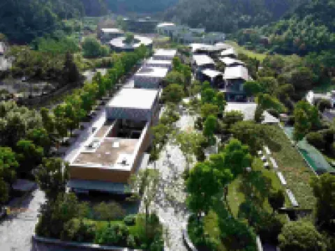 Yingqing Bieyuan Hotel