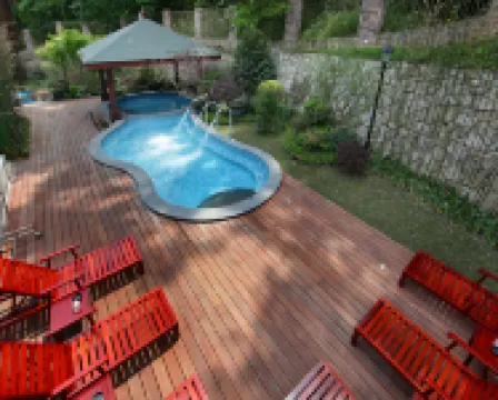 XHYEE Uvilla Resort Culture