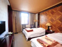 Hongfulou Hostel Hotels in Shilin