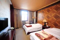 Hongfulou Hostel Hotels in Shilin