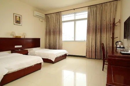 Lingchuan County Ancient Town Hotel (Dawei Ancient Town Branch) Отели рядом с достопримечательностью «Li River Craftsman Village»